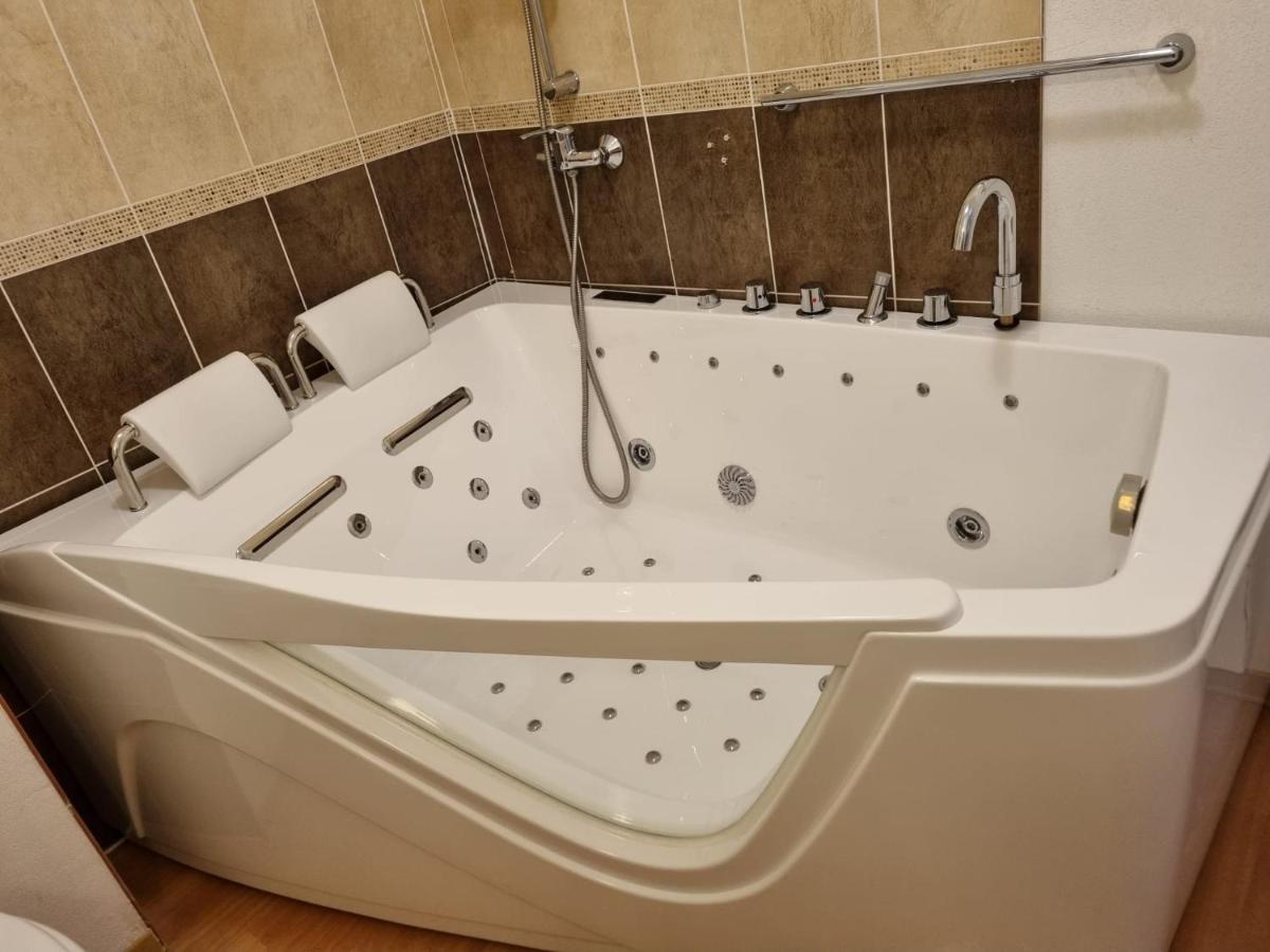 Les Orres 1800 Appartement 4 P Jacuzzi Balneo Prive Vue Piste Piscine Residence Exteriör bild